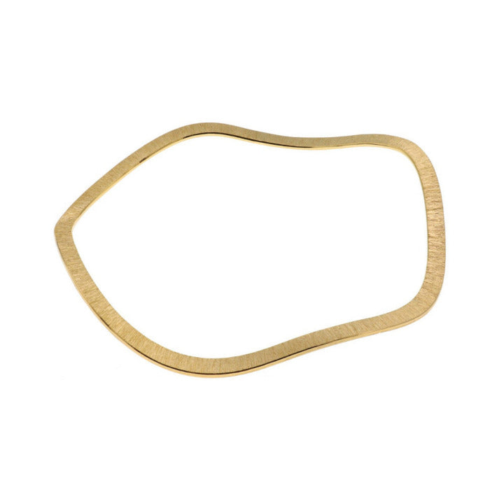 Bracelet fin ondulé en argent plaqué or jaune brossé
